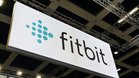 https://www.mistergadget.tech/wp-content/uploads/2019/11/fitbit-logo-2018-585x329.jpg