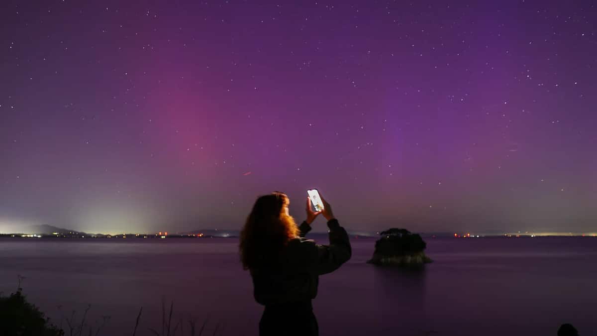 smartphone aurora boreale