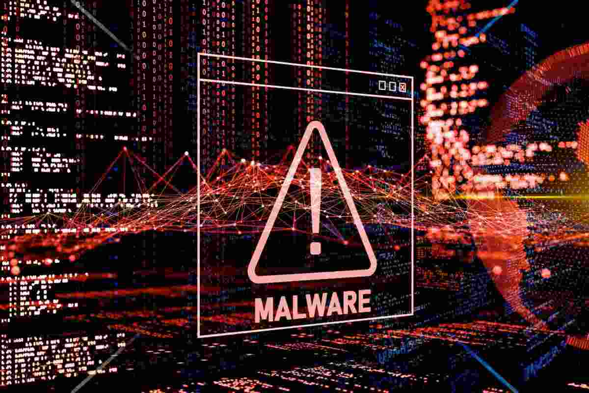 malware che ti ruba i dati e ti spia dalla videocamera