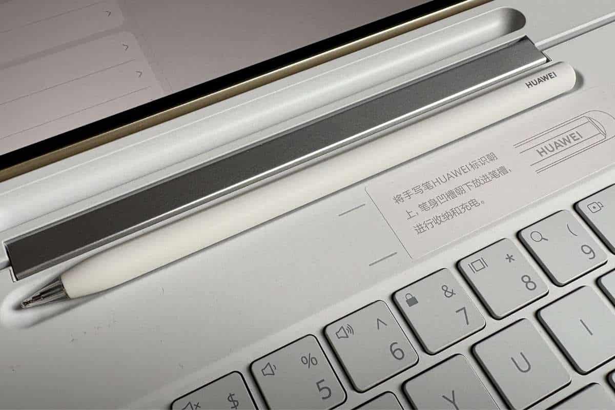 L'alloggiamento della penna di Huawei MatePad Pro 12.2