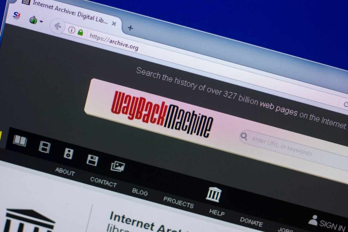 Pagina web su sito Internet Archive wayback machine