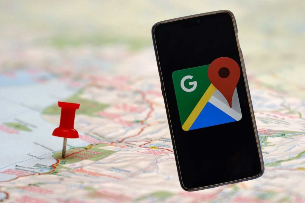 Con Google Maps ora puoi localizzare un telefono