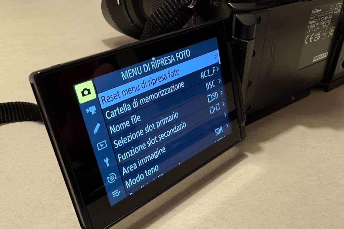 Il display touch di Nikon ZF