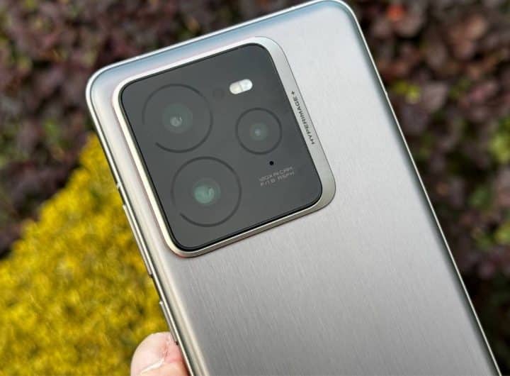 Il blocco fotocamera di realme GT 7 pro