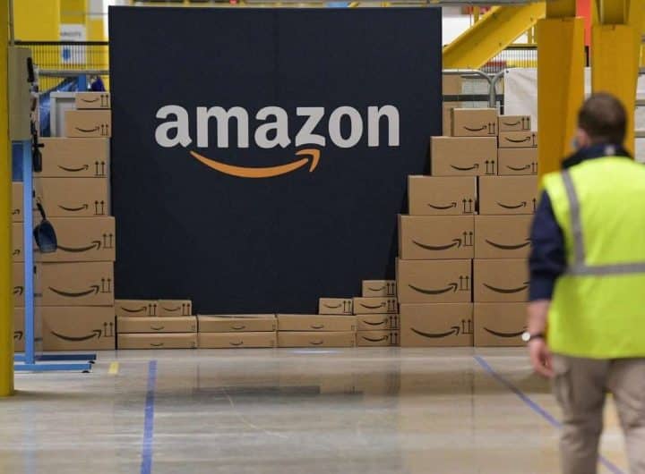 Amazon dice addio a "Prova prima, paga poi": la fine di un servizio e l'ascesa dell'IA