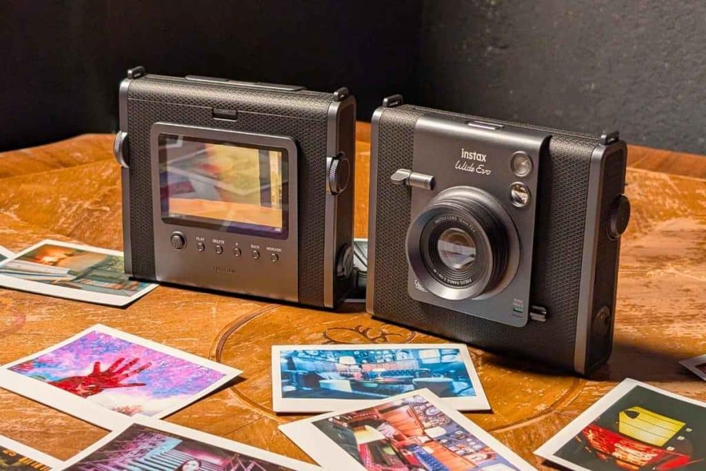 Instax Evo Wide: come funziona la macchina istantanea più creativa