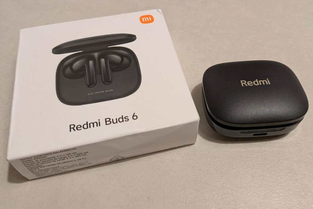 Redmi Buds 6 e la loro confezione