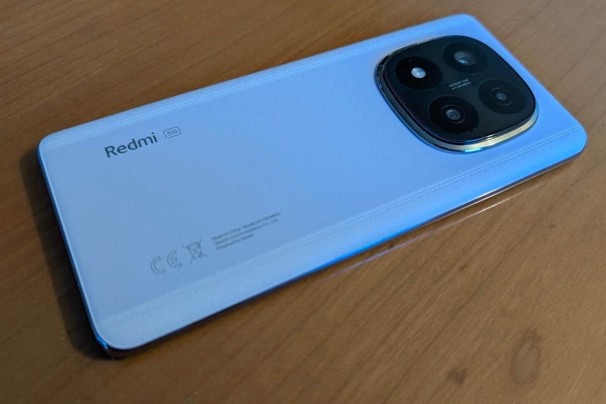 Il design di Redmi Note 14 Pro+