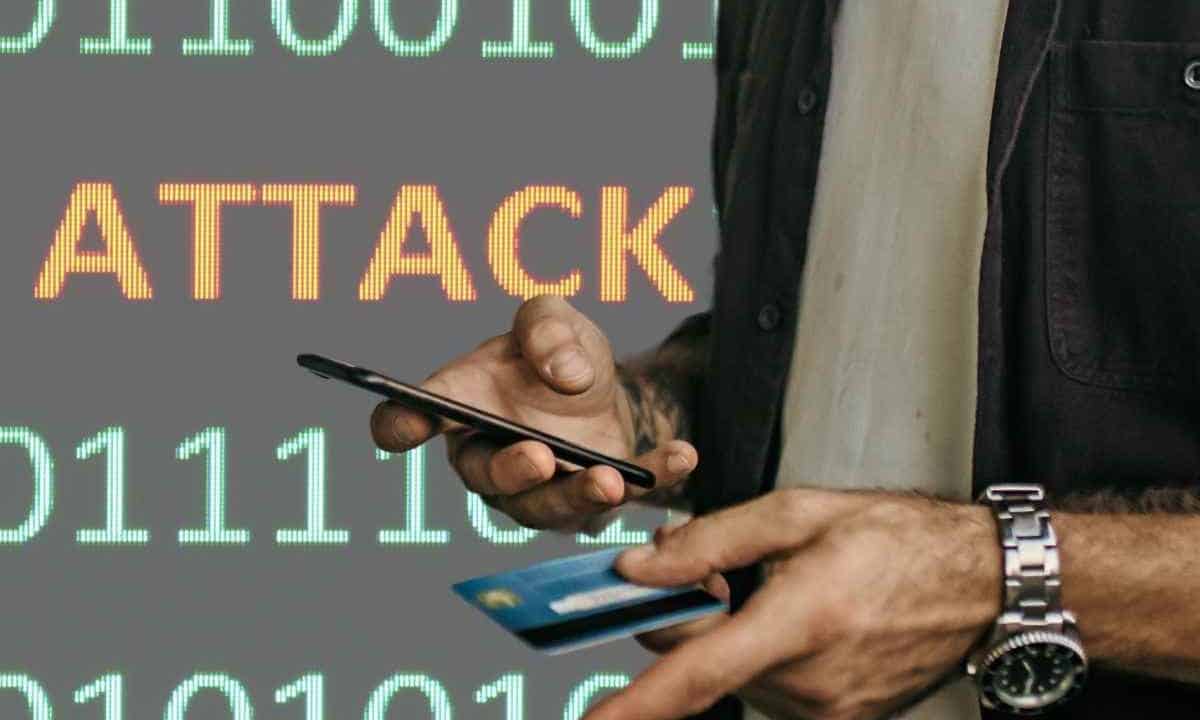 Attacco hacker alla banca italiana