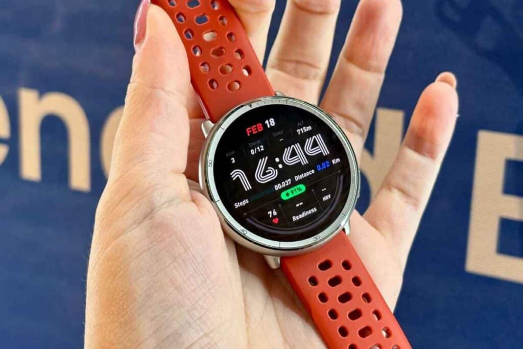 Amazfit Active 2 è il nuovo smartwatch sportivo con AI e modalità HYROX