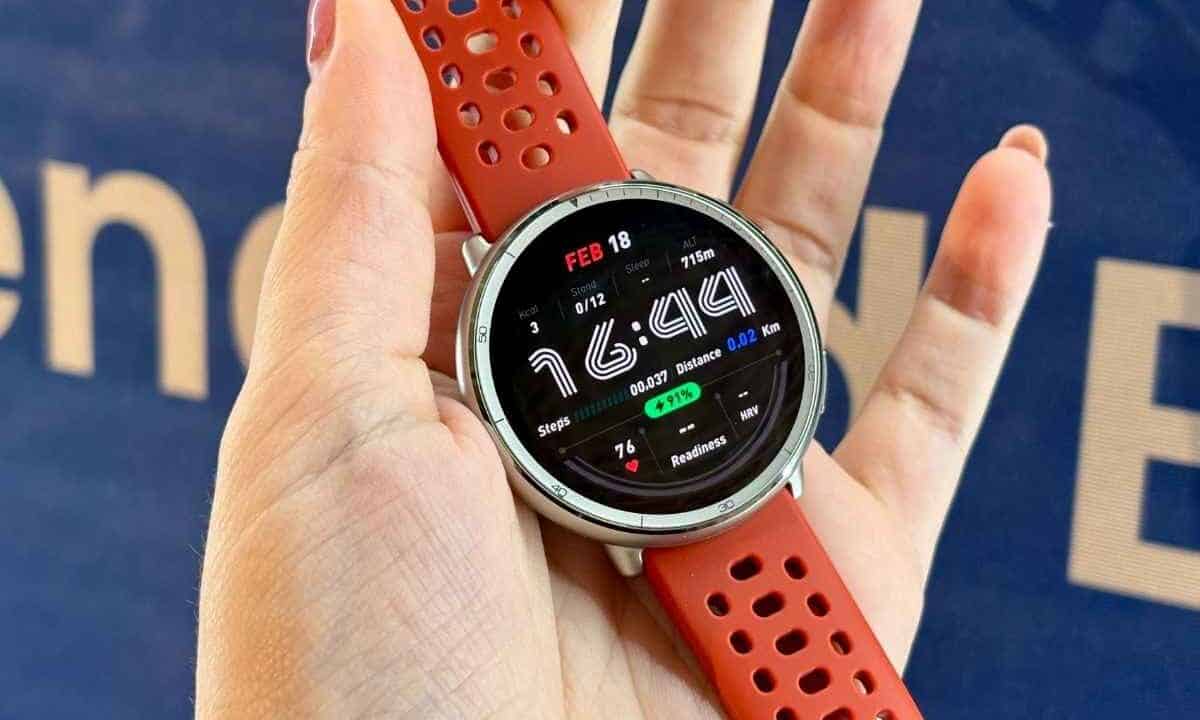 Amazfit Active 2 è il nuovo smartwatch sportivo con AI e modalità HYROX