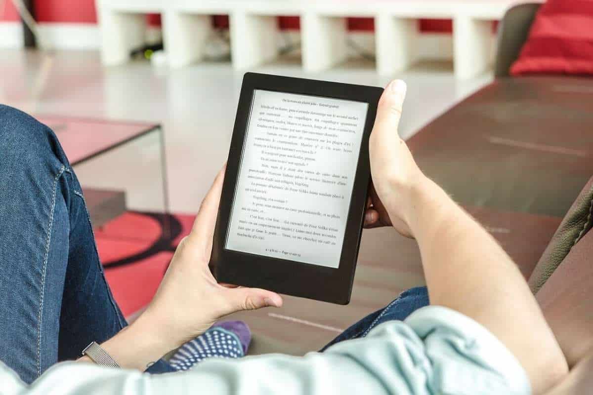 EPUB sul Kindle? Si può fare! Ma non solo: ecco tutti i formati che il tuo e-reader Amazon legge (e come fare se il tuo preferito non è nella lista)