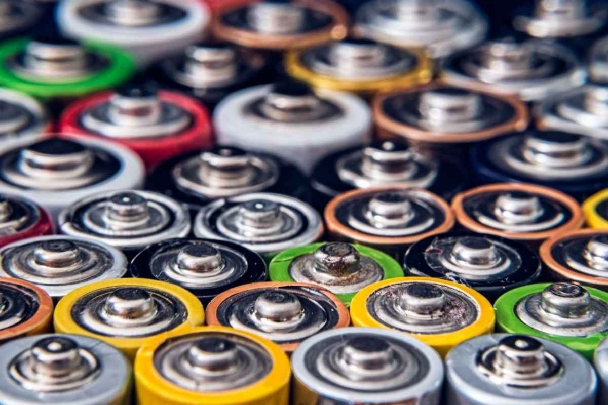 Batterie scariche? Scopri come essere sicuro prima di gettarle (e risparmiare!)