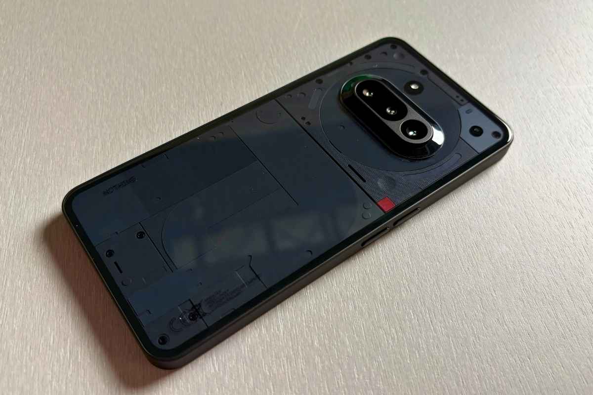 Com'è fatto Nothing phone 3A