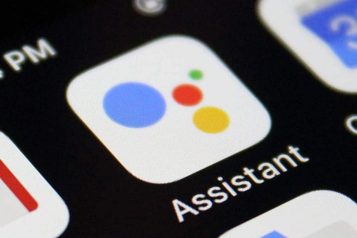 Gemini contro Google Assistant: Qual è la differenza e quale intelligenza artificiale è più intelligente?